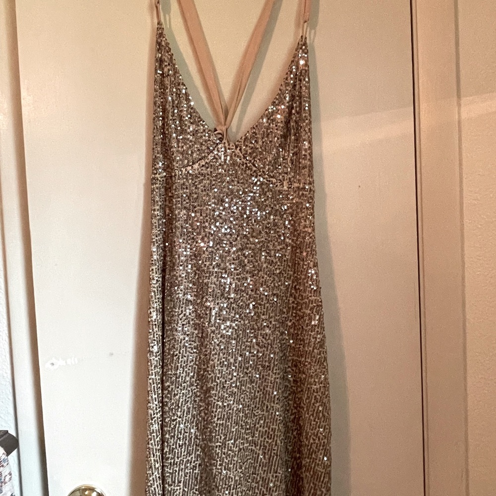 Brand new Free People cocktail/holiday dress! 🌟